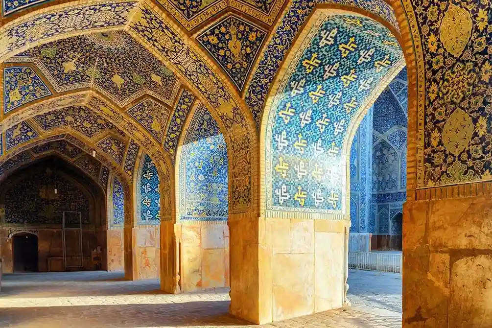 ویژگیهای معماری مساجد اصفهان