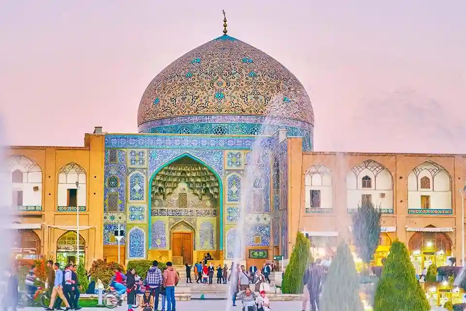 مسجد شیخ لطف الله