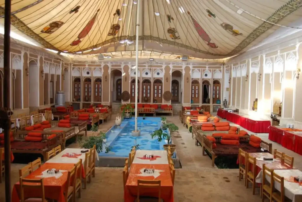 طراحی-و-ساخت-سفرخانه-سنتی