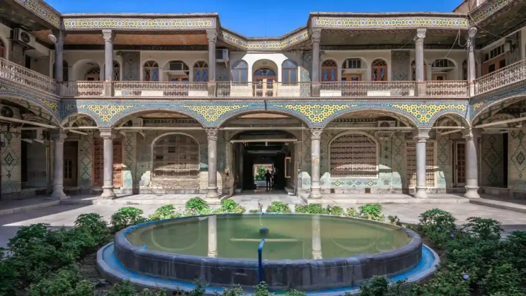 معماری ساختمان های سنتی ایرانی